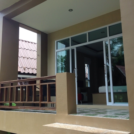 Imagen de la habitación del Hotel Hut Sun Bungalow. Foto 11