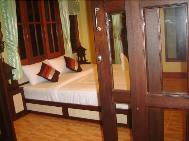 Imagen de la habitación del Hotel Hut Sun Bungalow. Foto 13