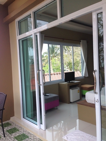 Imagen de la habitación del Hotel Hut Sun Bungalow. Foto 19