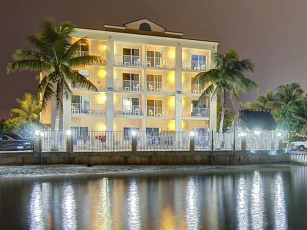 Imagen general del Hotel Hutchinson Island Plaza Hotel and Suites. Foto 2
