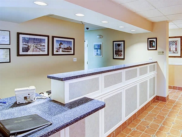 Imagen general del Hotel Hutchinson Island Plaza Hotel and Suites. Foto 3