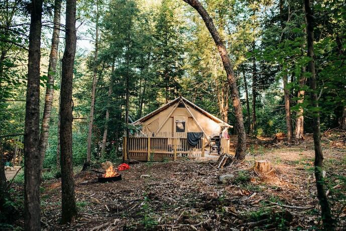 Imagen de la habitación del Hotel Huttopia Adirondacks. Foto 20