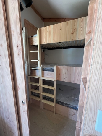 Imagen de la habitación del Hotel Huttopia Berkshires. Foto 7
