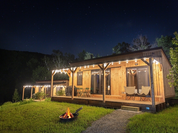 Imagen de la habitación del Hotel Huttopia Berkshires. Foto 14
