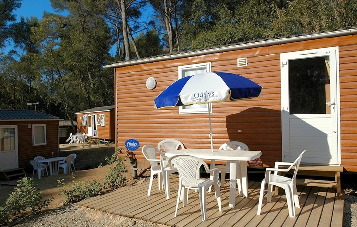 Imagen de la habitación del Hotel Huttopia For&ecirc;t De Janas. Foto 6