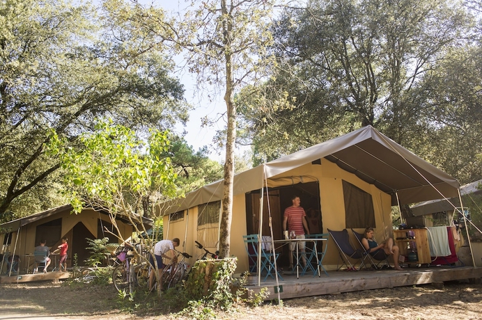 Imagen de la habitación del Hotel Huttopia Ile de Ré - Chardons bleus. Foto 8