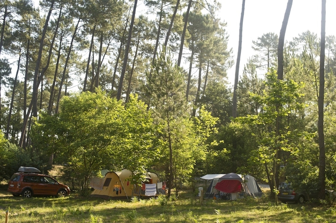 Imagen de los exteriores del Hotel Huttopia Landes Sud. Foto 12