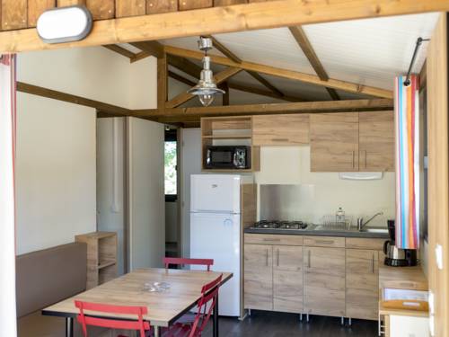 Imagen de la habitación del Hotel Huttopia Les Ch&acirc;teaux, BRACIEUX. Foto 4