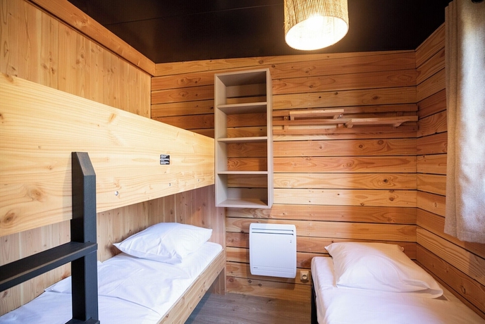 Imagen de la habitación del Hotel Huttopia Meursault. Foto 10