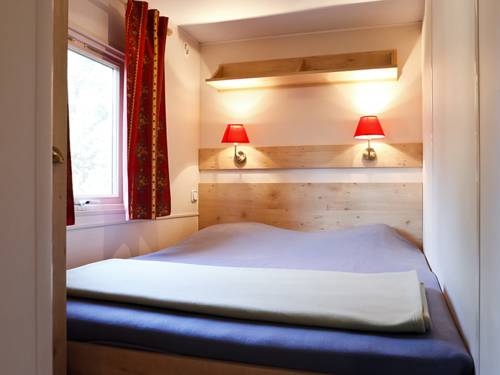 Imagen de la habitación del Hotel Huttopia Millau. Foto 2