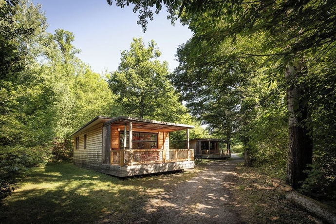 Imagen de la habitación del Hotel Huttopia Wattwiller. Foto 4