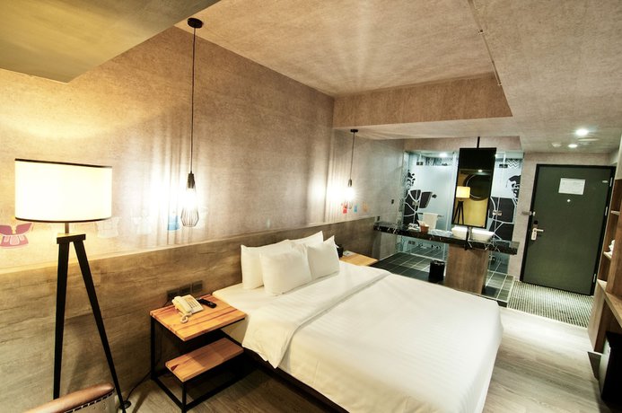Imagen de la habitación del Hotel Huwei. Foto 5