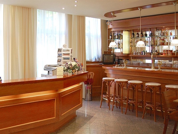 Imagen general del Hotel Huxley House. Foto 3
