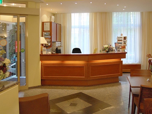 Imagen general del Hotel Huxley House. Foto 4