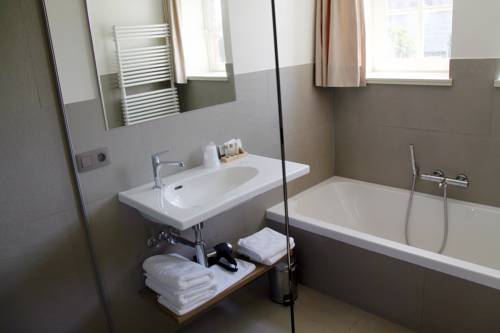 Imagen de la habitación del Hotel Huyshoeve. Foto 3
