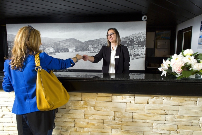 Imagen de los interiores del Hotel Hvar. Foto 16