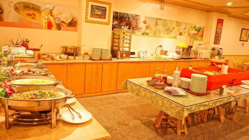 Imagen del bar/restaurante del Hotel Hwa Du. Foto 4