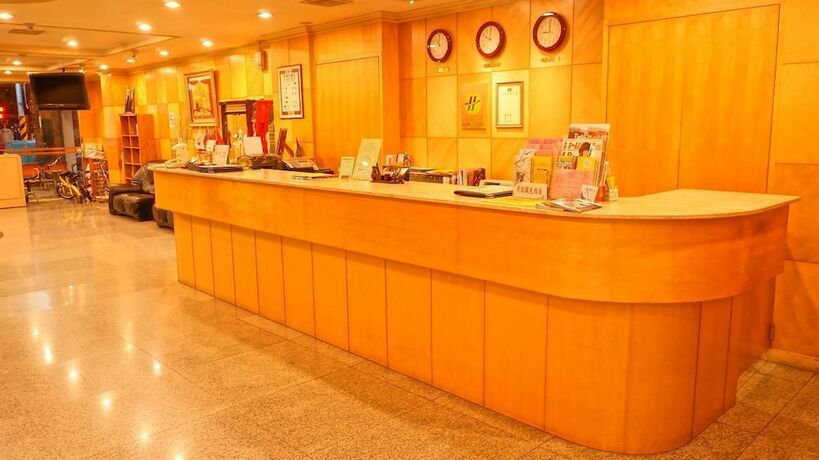 Imagen de los interiores del Hotel Hwa Du. Foto 19