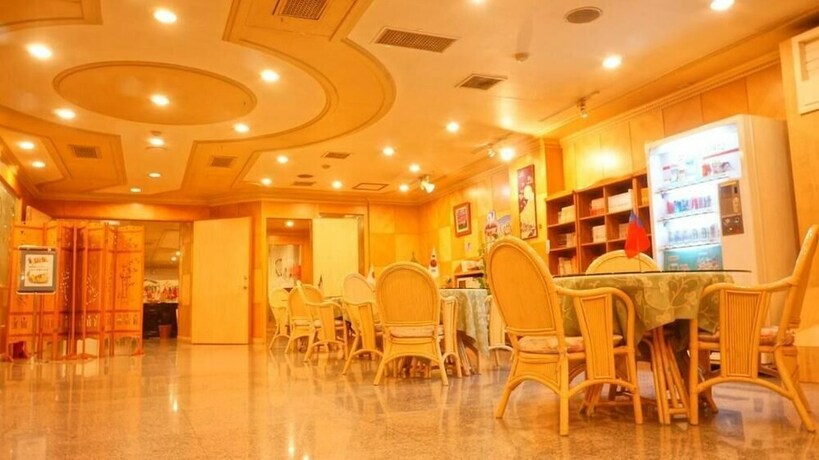 Imagen de los interiores del Hotel Hwa Du. Foto 20