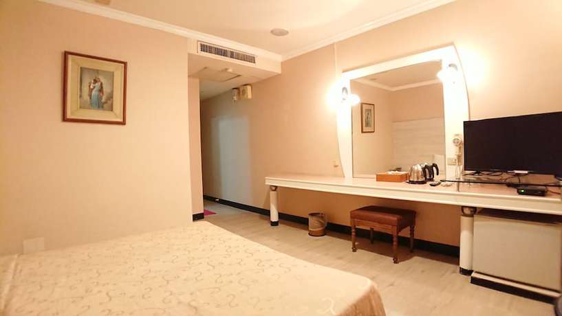 Imagen de la habitación del Hotel Hwa Nan, Tainan. Foto 10