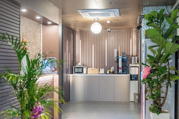 Imagen de los interiores del Hotel Hwajeong jun. Foto 16