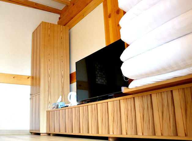 Imagen de los exteriores del Hotel Hwang Nam Guan. Foto 13