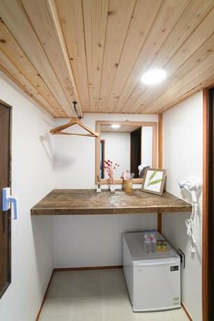 Imagen de la habitación del Hotel Hwarangroo. Foto 17