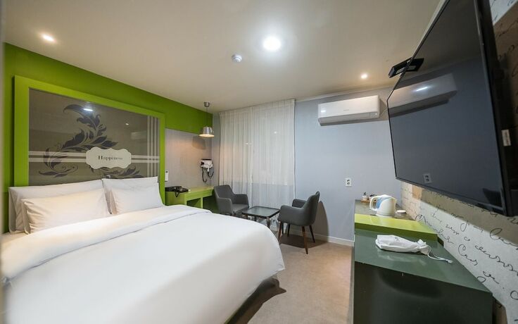 Imagen de la habitación del Hotel Hwaseong Jebudo. Foto 15