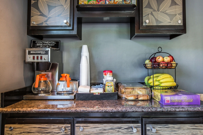 Imagen del bar/restaurante del Hotel H-wood. Foto 5