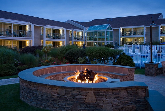Imagen de los exteriores del Hotel Hyannis Harbor. Foto 3