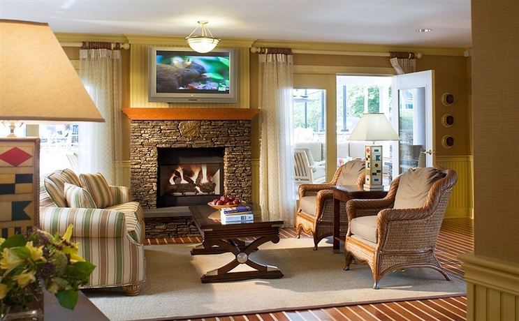 Imagen de los interiores del Hotel Hyannis Harbor. Foto 5