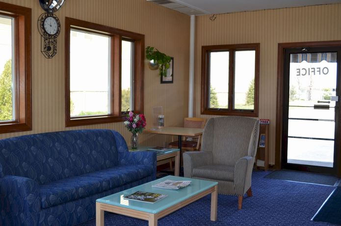 Imagen de los interiores del Hotel Hyannis Host Inn. Foto 3