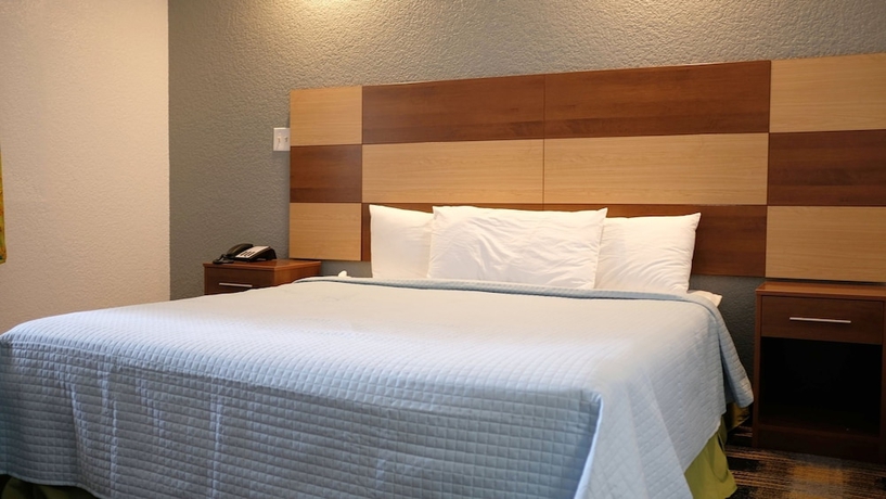 Imagen de la habitación del Hotel Hyannis Plaza. Foto 12