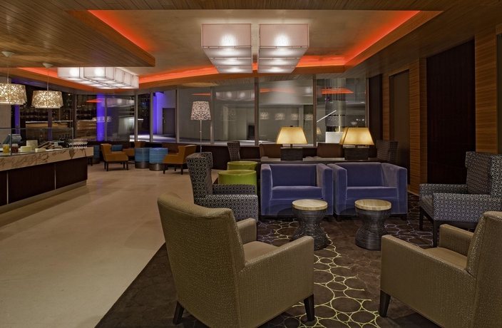 Imagen del bar/restaurante del Hotel Hyatt At Olive 8. Foto 5