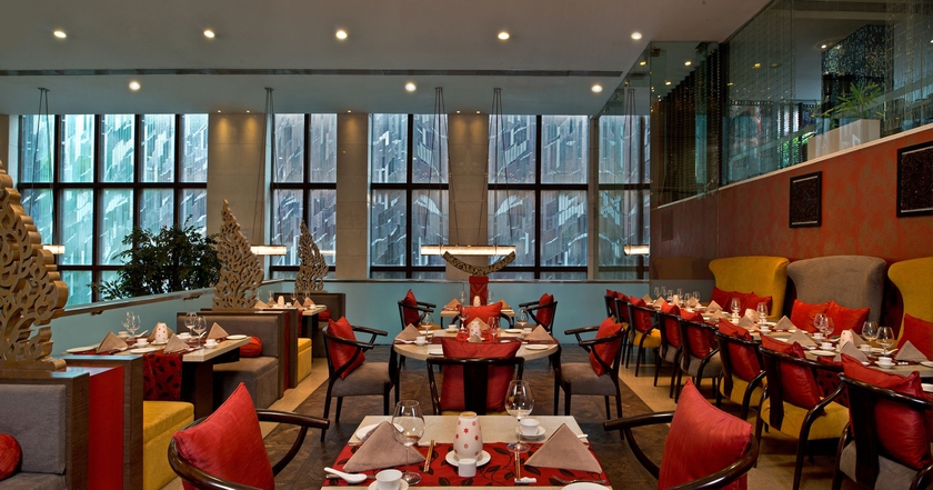 Imagen del bar/restaurante del Hotel Hyatt Centric Ballygunge Kolkata. Foto 1