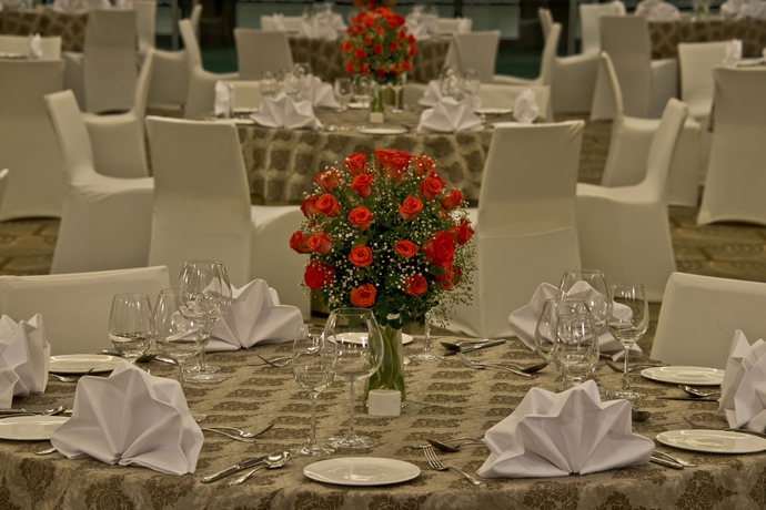 Imagen de los interiores del Hotel Hyatt Centric Ballygunge Kolkata. Foto 14