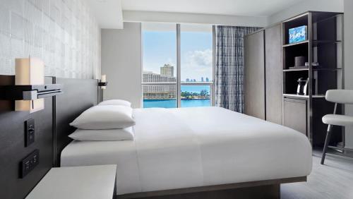 Imagen de la habitación del Hotel Hyatt Centric Brickell Miami. Foto 8