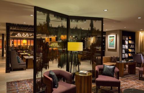 Imagen del bar/restaurante del Hotel Hyatt Centric Chicago Magnificent Mile. Foto 3