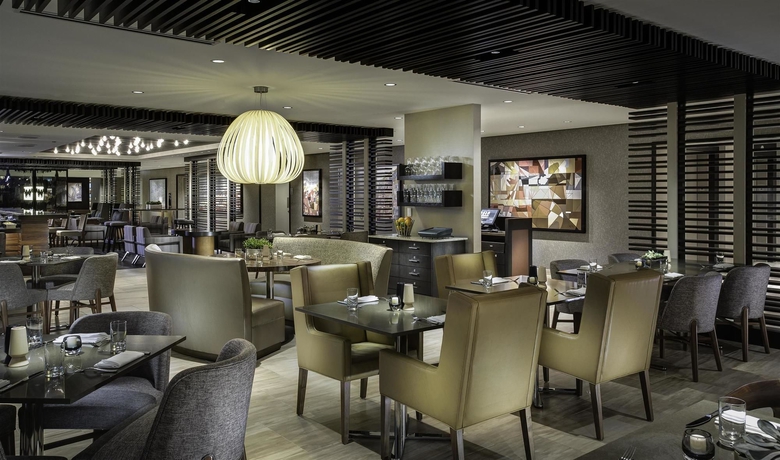 Imagen del bar/restaurante del Hotel Hyatt Centric Chicago Magnificent Mile. Foto 4