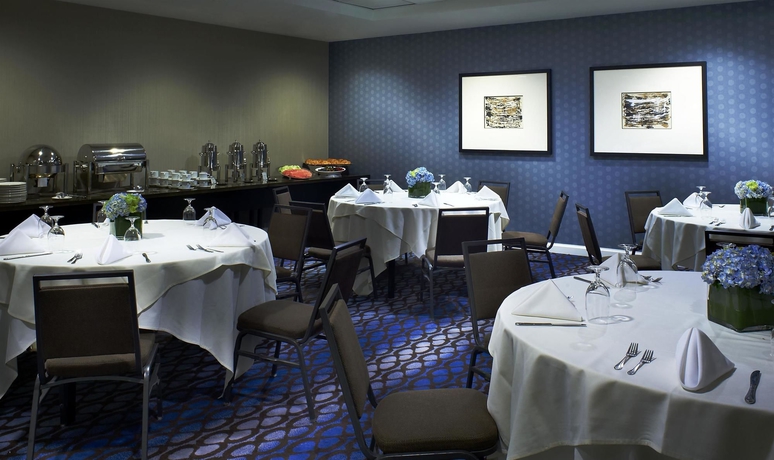 Imagen de los interiores del Hotel Hyatt Centric Delfina Santa Monica. Foto 9