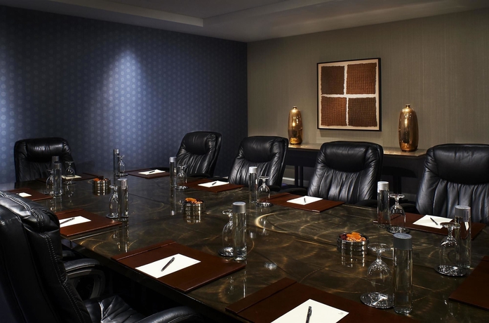 Imagen de los interiores del Hotel Hyatt Centric Delfina Santa Monica. Foto 10