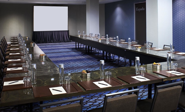 Imagen de los interiores del Hotel Hyatt Centric Delfina Santa Monica. Foto 11