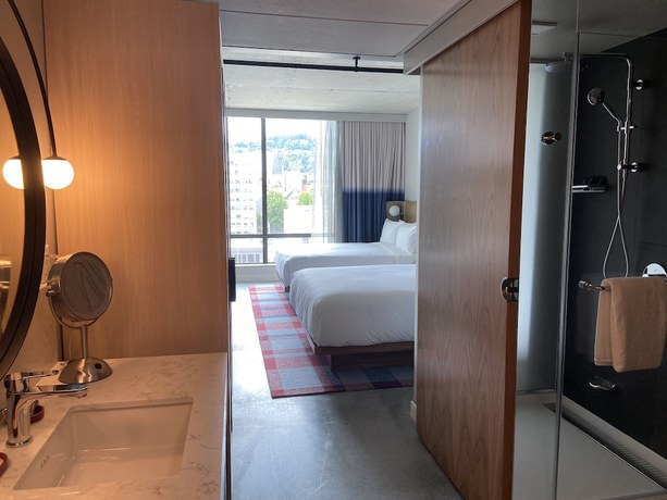 Imagen de la habitación del Hotel Hyatt Centric Downtown Portland. Foto 5