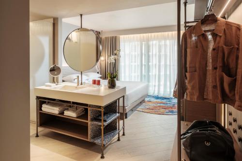 Imagen de la habitación del Hotel Hyatt Centric Malta. Foto 14