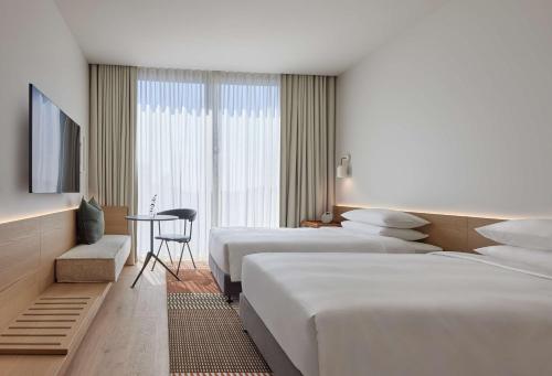 Imagen de la habitación del Hotel Hyatt Centric Melbourne. Foto 12