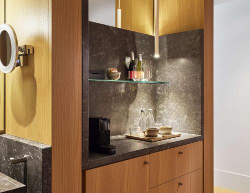 Imagen de la habitación del Hotel Hyatt Centric Melbourne. Foto 16