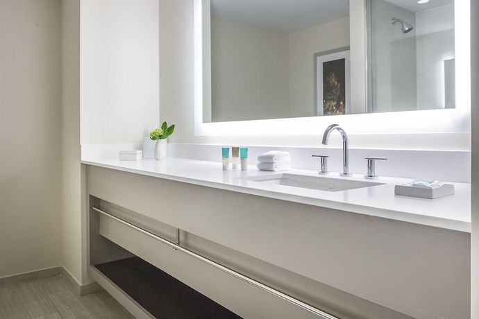 Imagen de la habitación del Hotel Hyatt Centric Midtown Atlanta. Foto 13