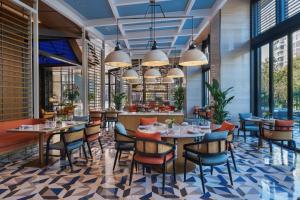 Imagen del bar/restaurante del Hotel Hyatt Centric Ocean Front Xiamen. Foto 3