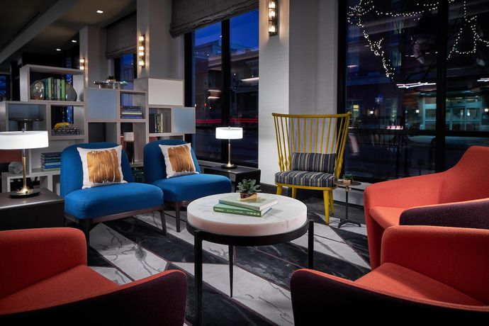 Imagen de los interiores del Hotel Hyatt Centric Old Town Alexandria. Foto 19