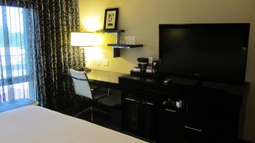 Imagen de la habitación del Hotel Hyatt Centric The Woodlands. Foto 8